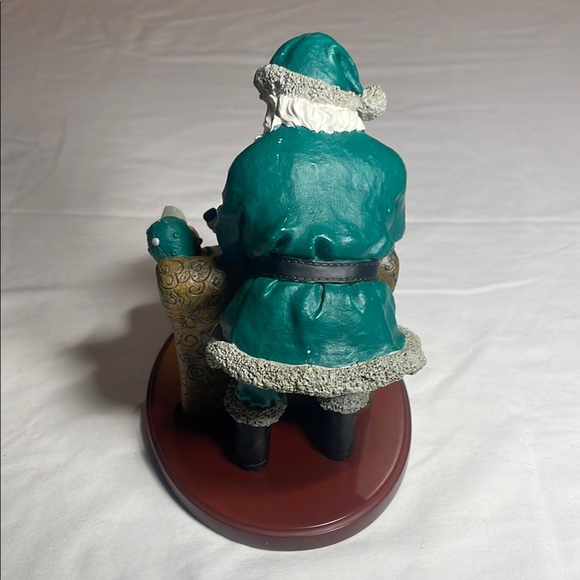 Mighty Ducks of Anaheim Limited Edition Santa and Child Holiday Decor - Picture 8 of 11